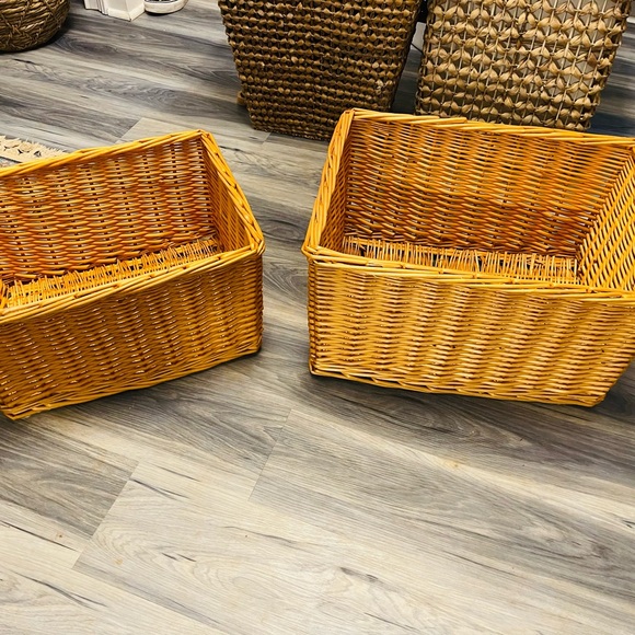 Set of 2 Original Wicker Organizer BasketsMediumSturdy Vintage Wicker